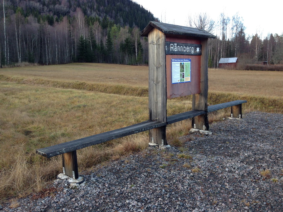 Information om reservatet finns vid parkeringen.