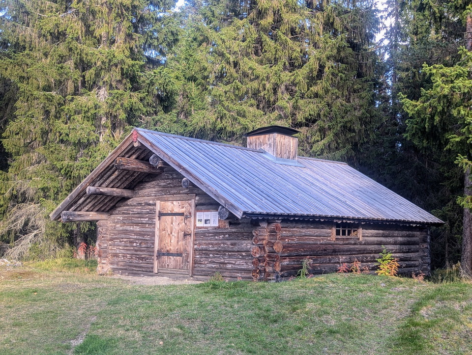 Rombovallen raststuga