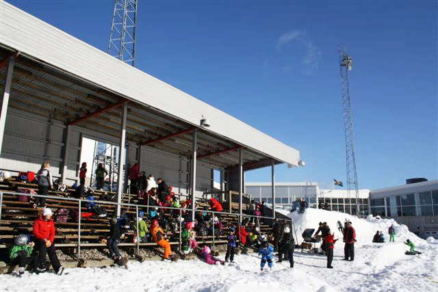 Läktaren vid Gärdehov Arena bandyplan