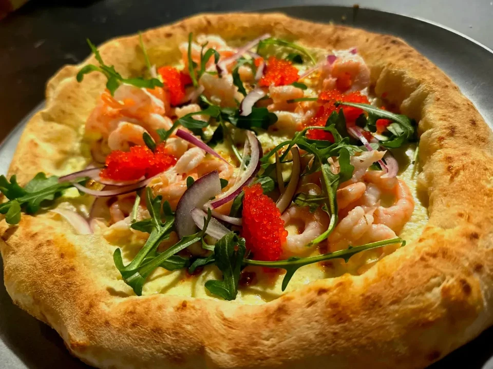 Närbild på pizza