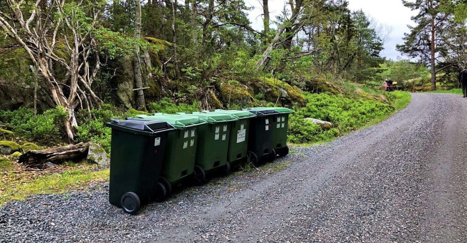 Soptunnor vid Fule brunn, Törrö.
Etapp: Torrö runt. 
Valdemarsvik 