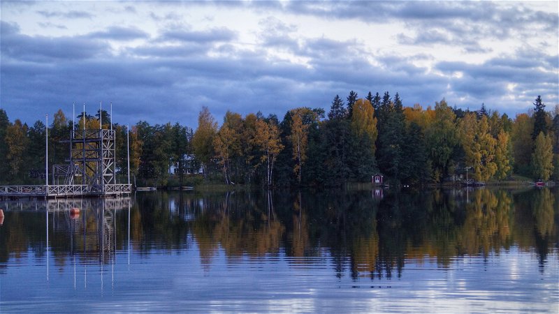 Sjön Långforsen i Sala