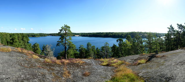 Höga hällar vid Flatensjön