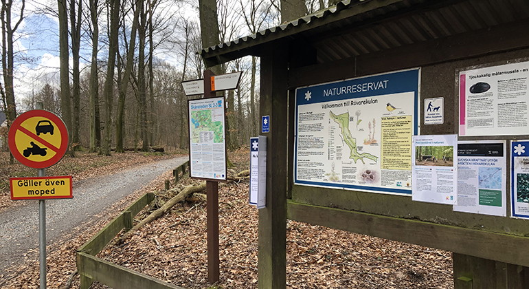 Skylt vid rastplats i norr.