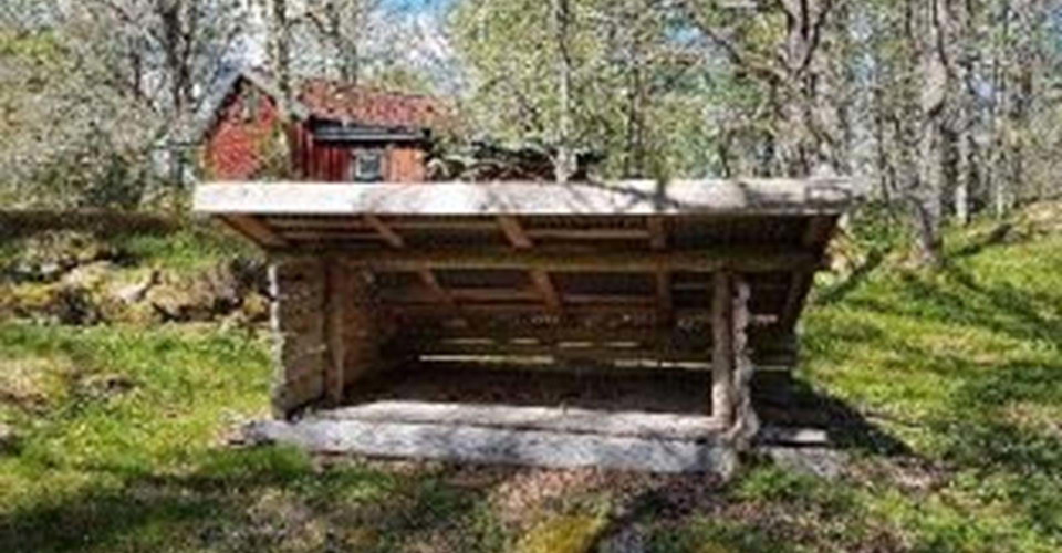 Trehörna vindsskydd
Ödeshög