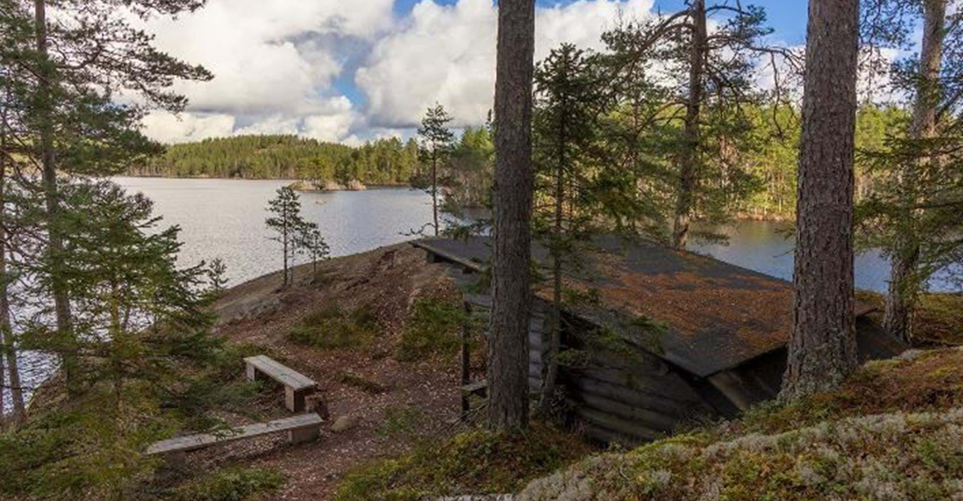 Vindskyddet vid Mörtsjön.
Etapp: Malexander-Smedstorp.
Boxholm.