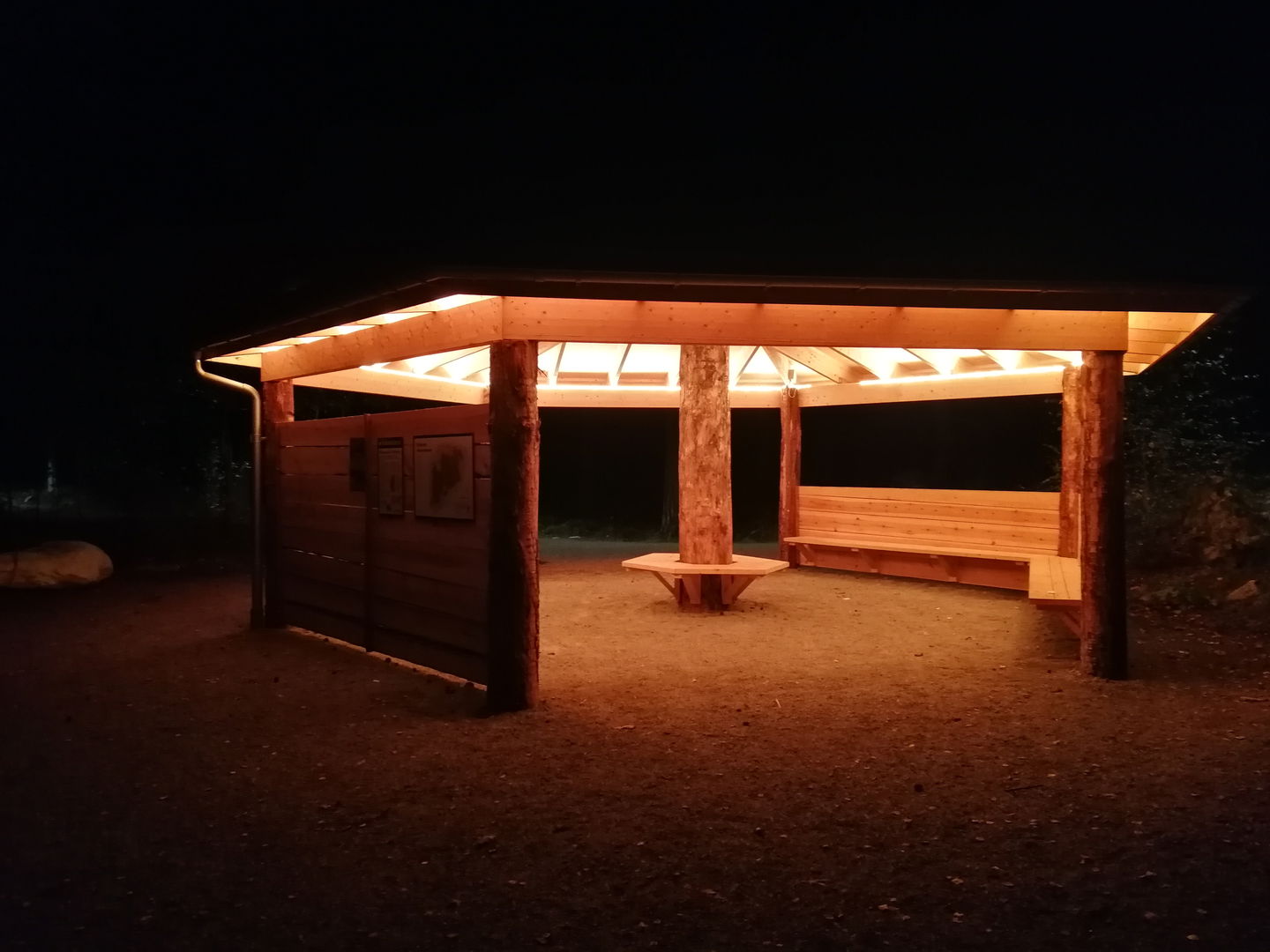 Kvällsbelysning oktober 2025