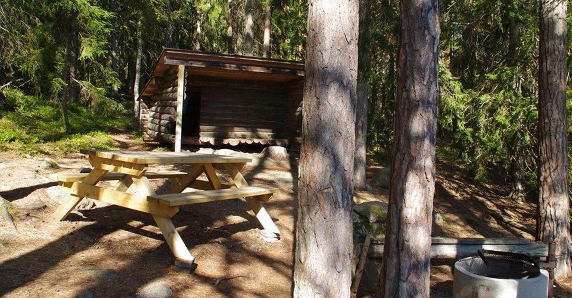 Svarten vindskydd
Boxholm
Sträcka Malexander-Härsmålen