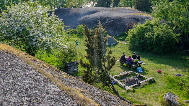 Eldstad, Tjärö