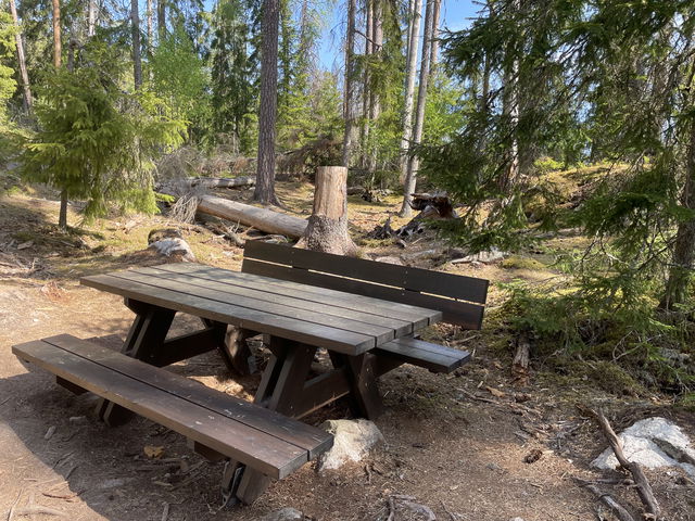 Rastbord vid Stora Idgölen, Norra Kvill