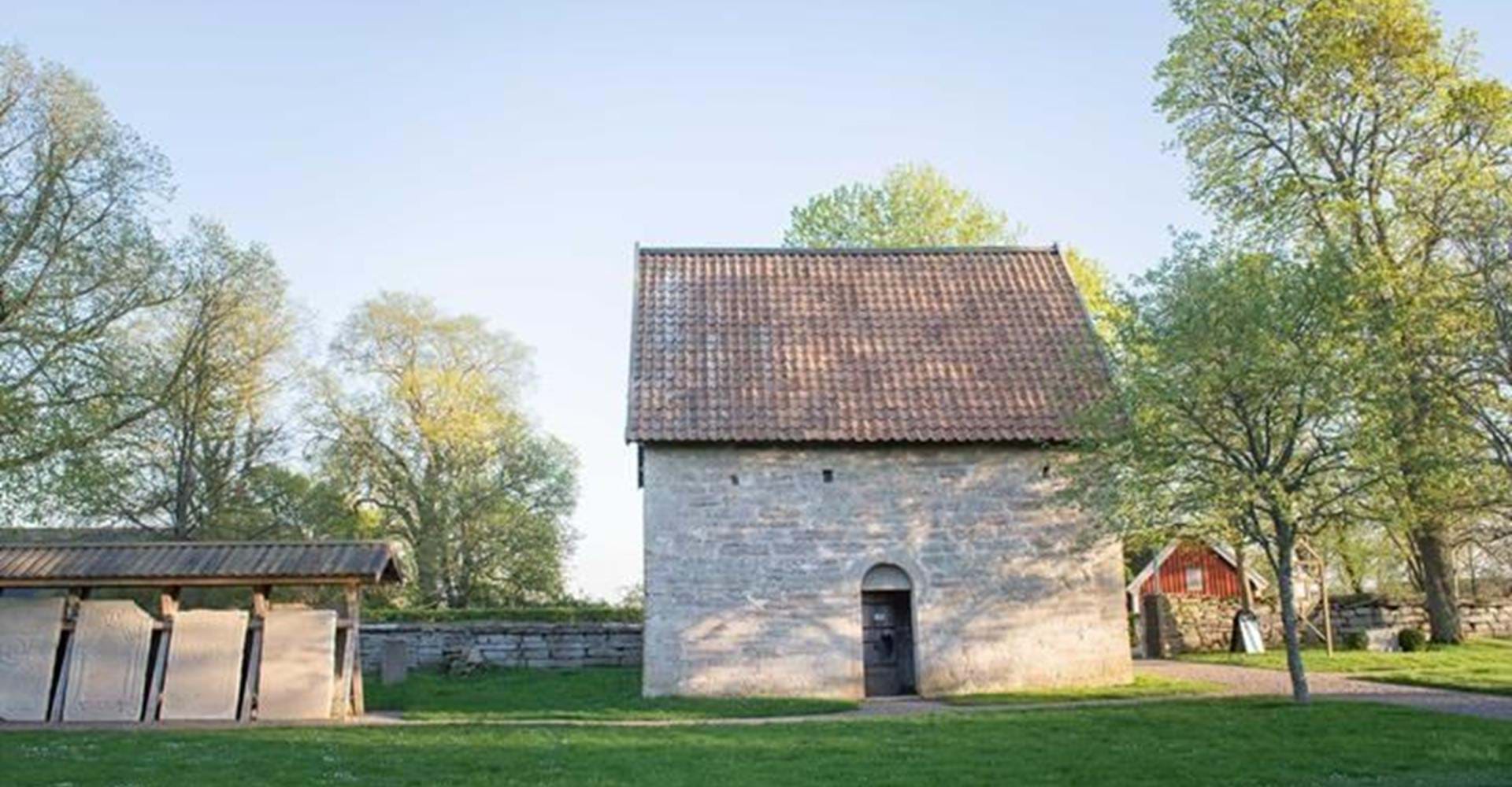 Örberga stenmuseum.
Etapp: Borghamn-Vadstena. 
Vadstena