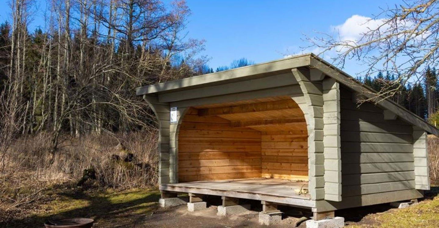 Vindskydd vid Getsjön. 
Etapp: Sörsjön-Falsnäset. 
Finspång