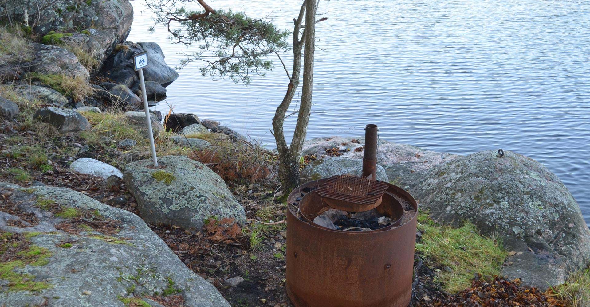 Grill vid Långstaudden rastplats
Åsvikeslingan
Valdemarsvik