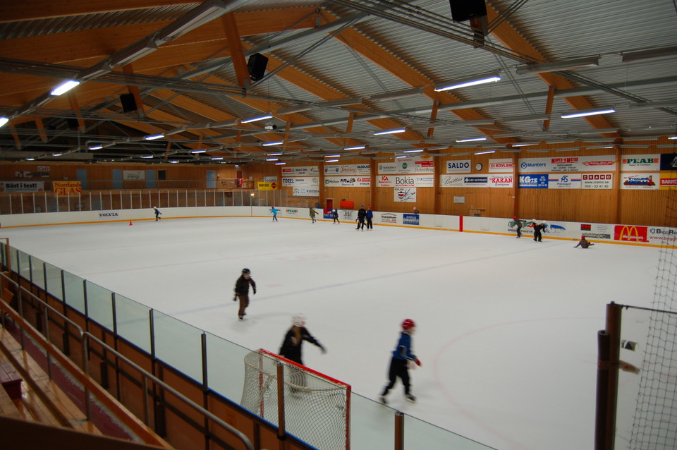 FD Maskin Arena utomhus