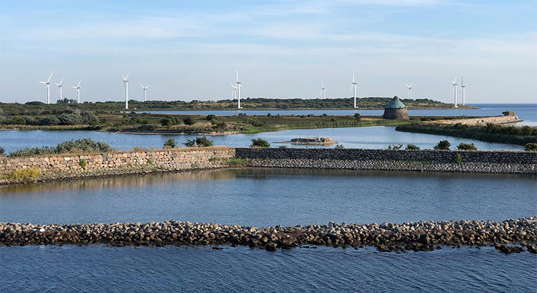 Dammar och vallgravar.
