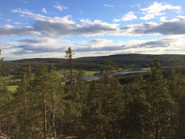 Utsikt från Varmvattsberget.