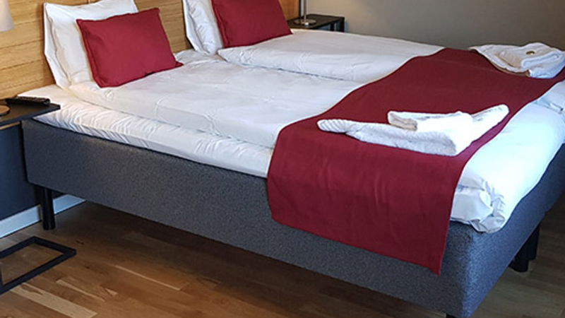 City Hotel