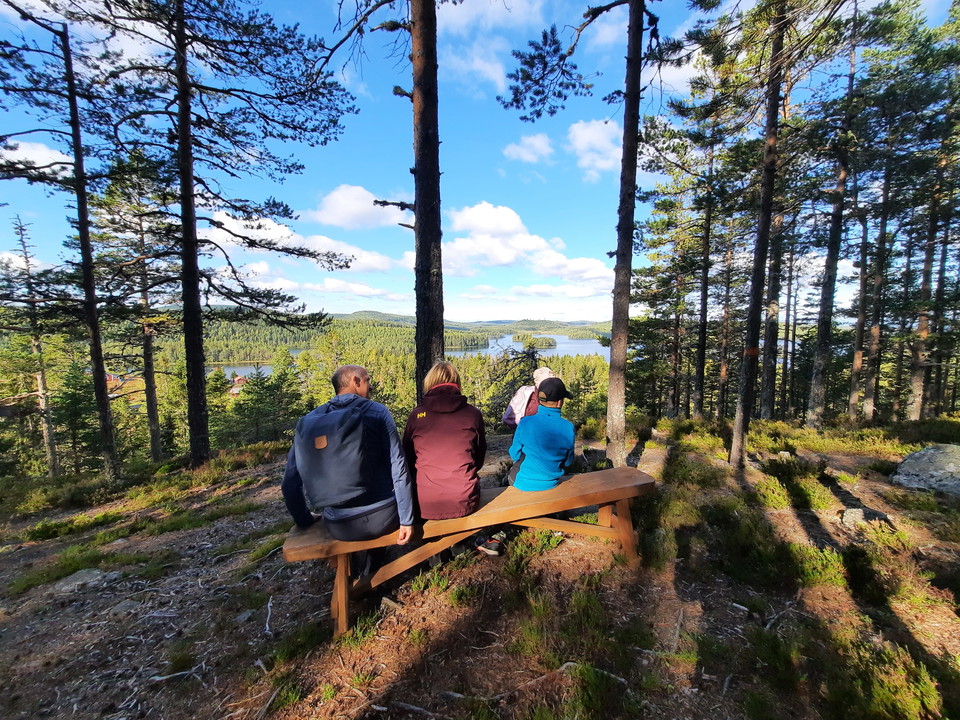 Gör en familjevandring och utforska vårt biosfärområde på egen hand