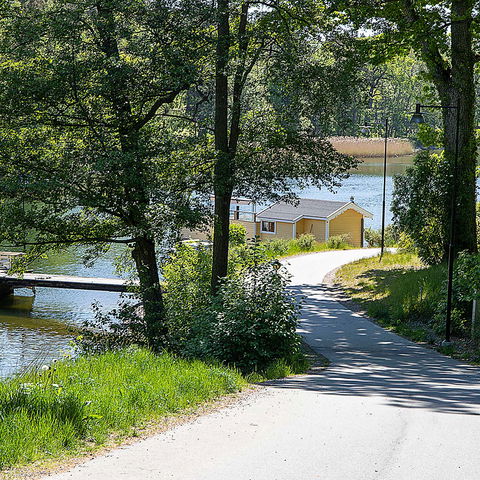 Strandpromenaden Lännersta till Boobadet