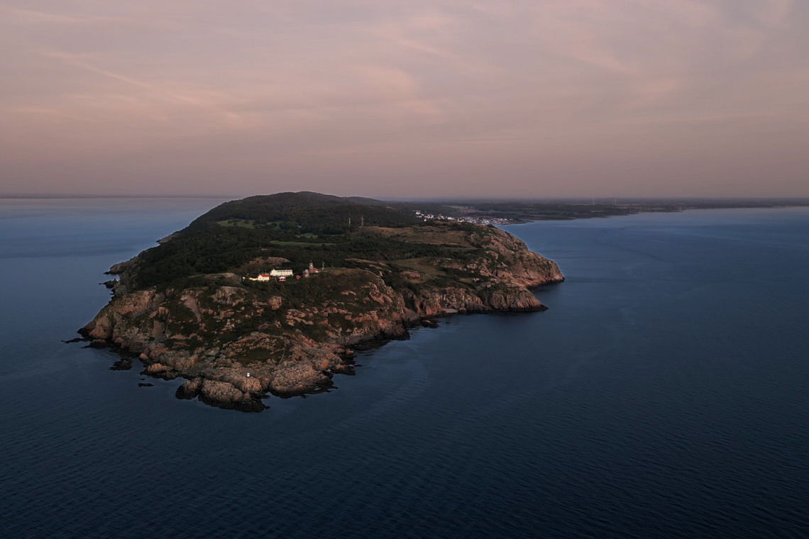 Kullahalvön med pärlan Kullaberg längst ut på spetsen.