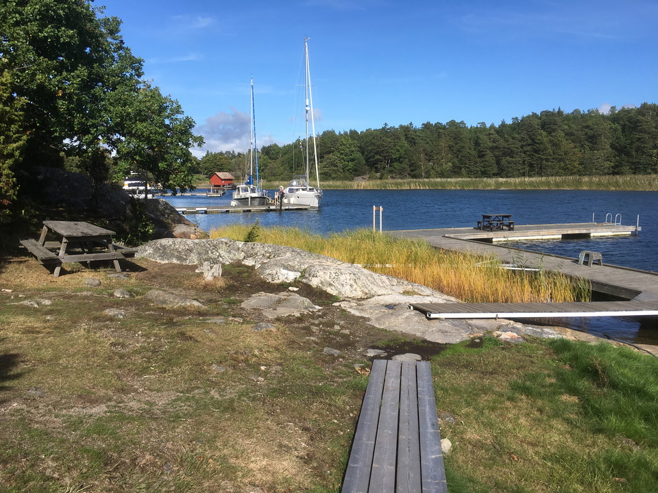 Brygga och entré till Fifång