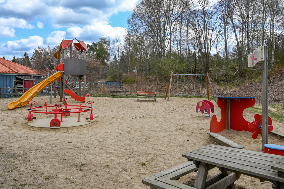 Bord, gungor och cykelkarusell