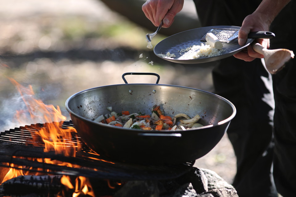 Cooking outdoors: what to know & what recipes to make 