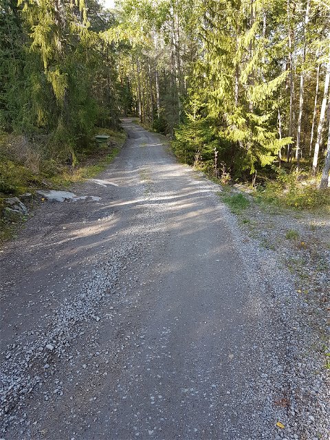 Grusvägen mot Sättsjö. Foto Lidingö stad.