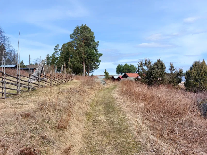 Strandpromenaden vid Olsnäsviken