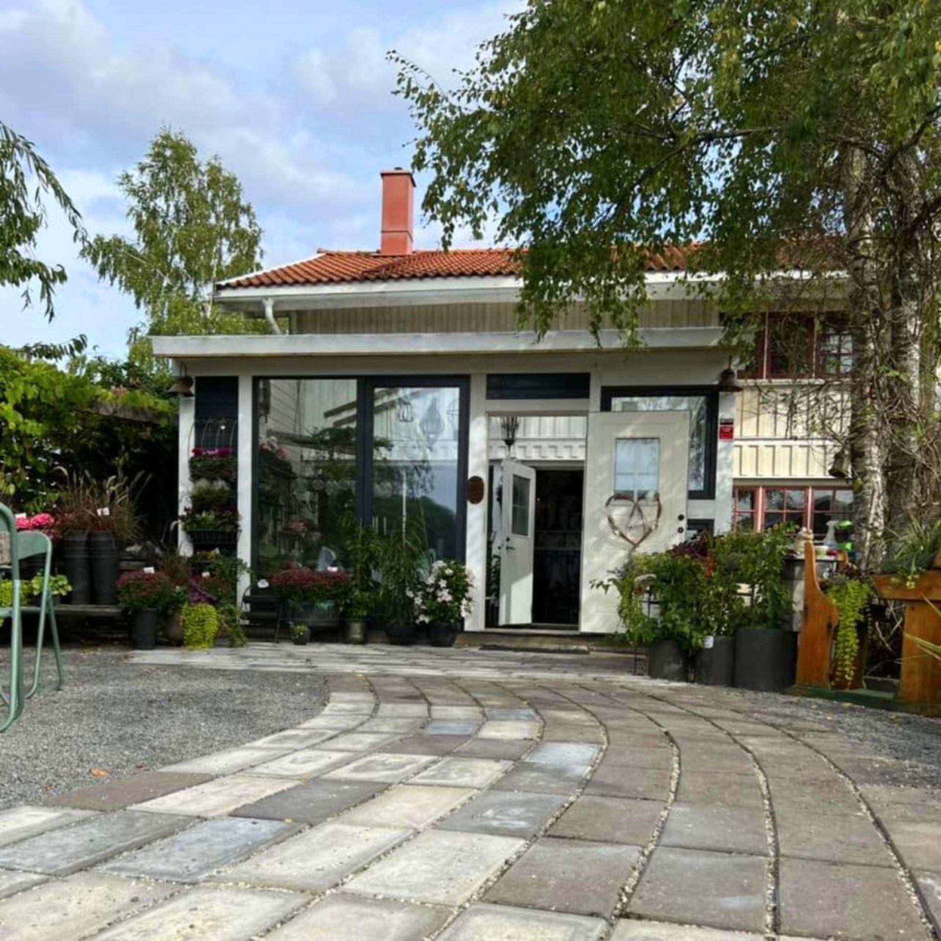 Sagagården Interiör, Hemslöjd och Kuriosa