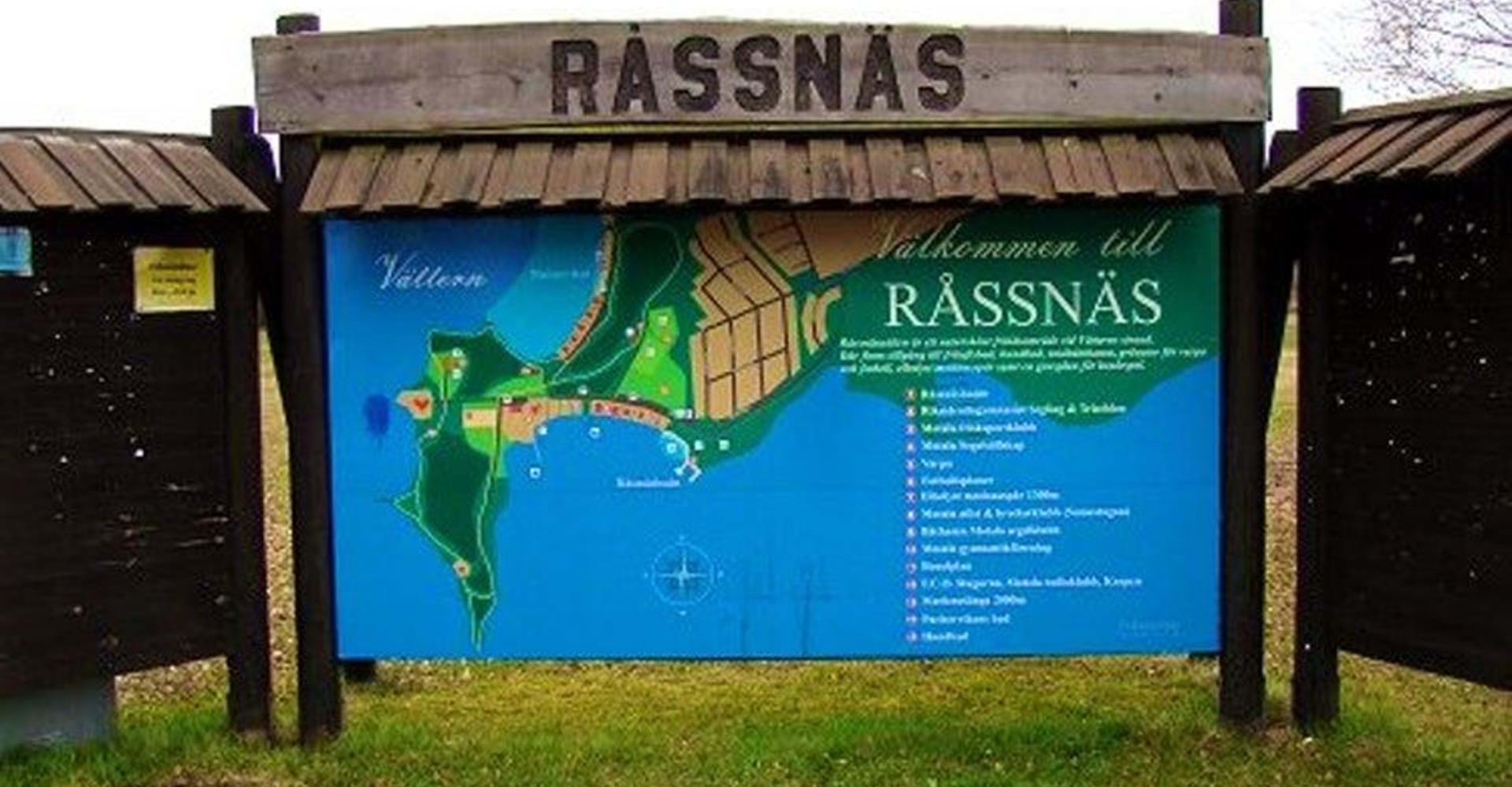 Infotavla vid Råssnäs friluftsområde. 
Etapp: Råssnäsudden–Mariebergsudden. 
Motala.
