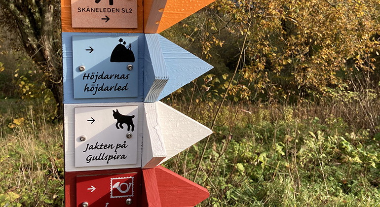 Olika vandringsleder i Hovdalaområdet.