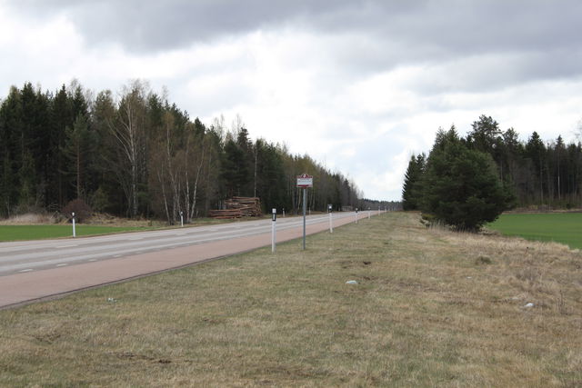 Busshållplats, Hårsbäcksdalen
