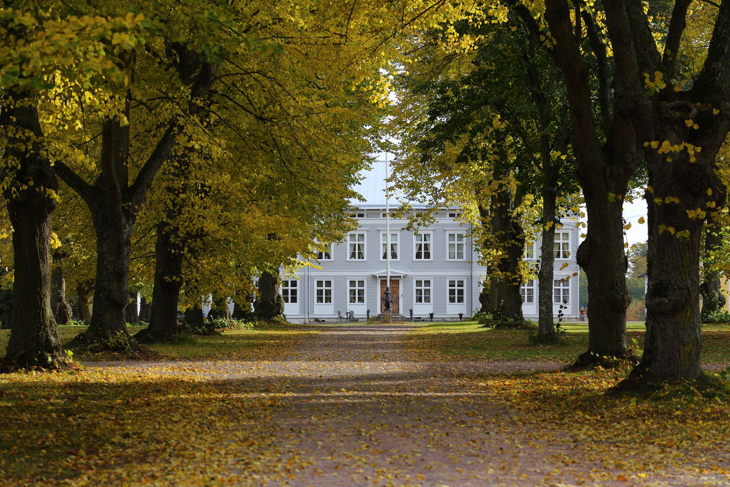 Björnö slott