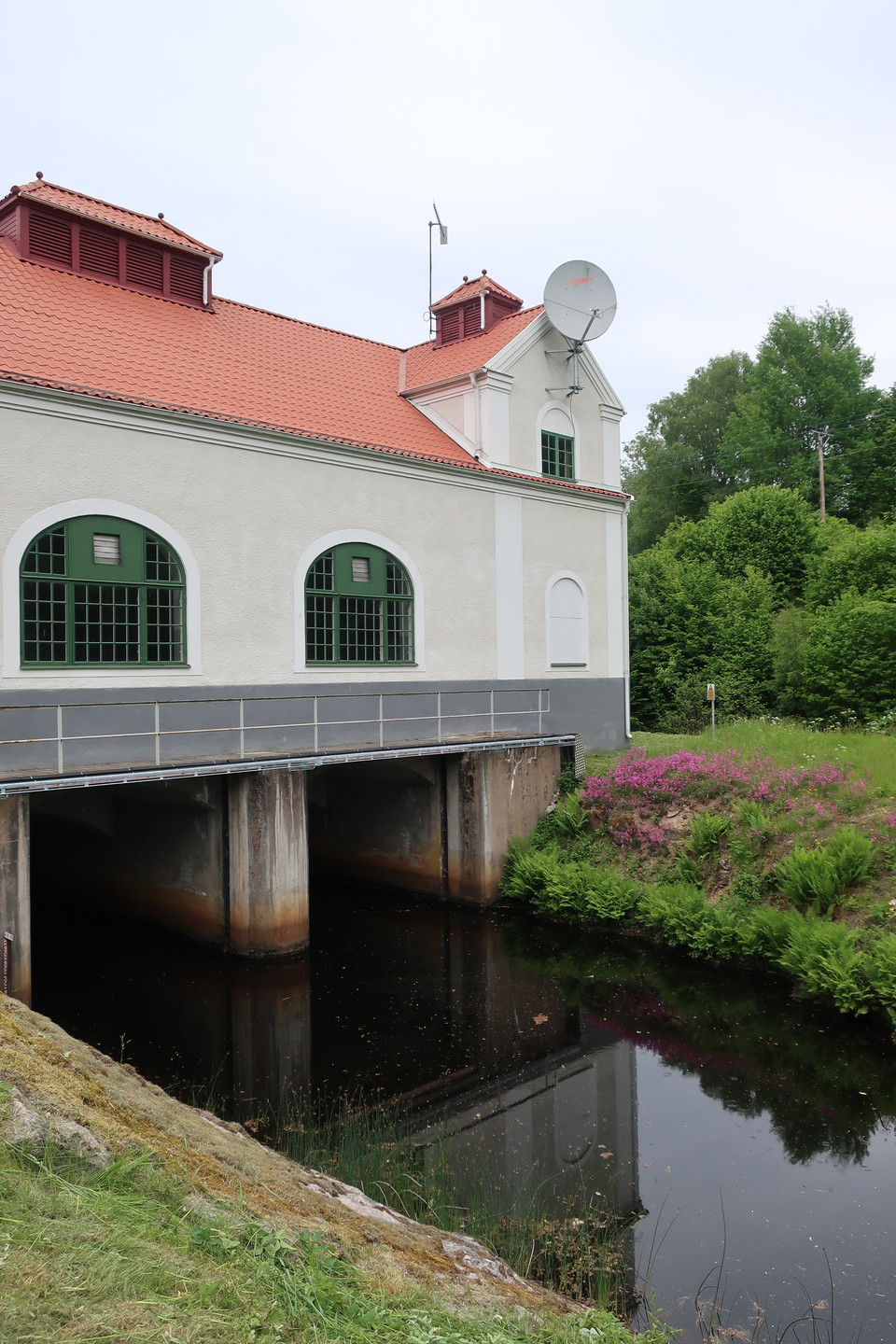 Ronnebyån har en lång gemensam historia med människan. 