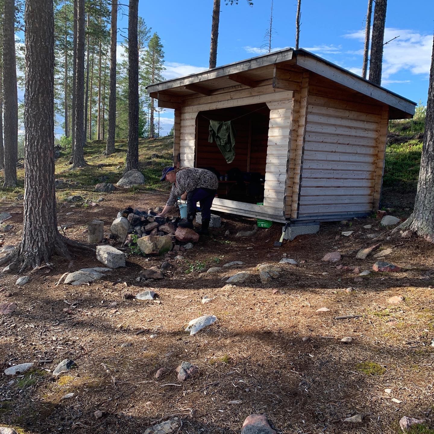 Vindskydd vid Korskällatjärn, funkar för övernattning