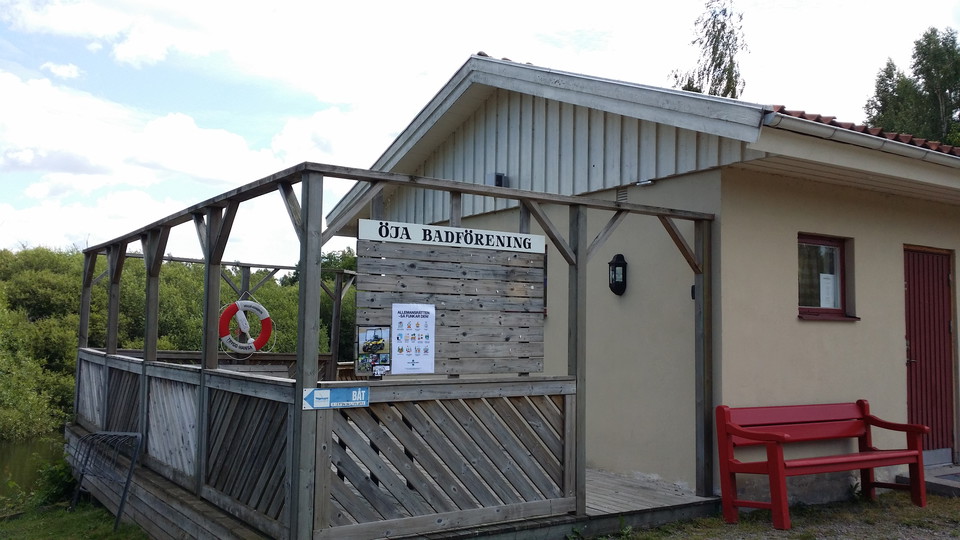 Granne med Öja Badförening