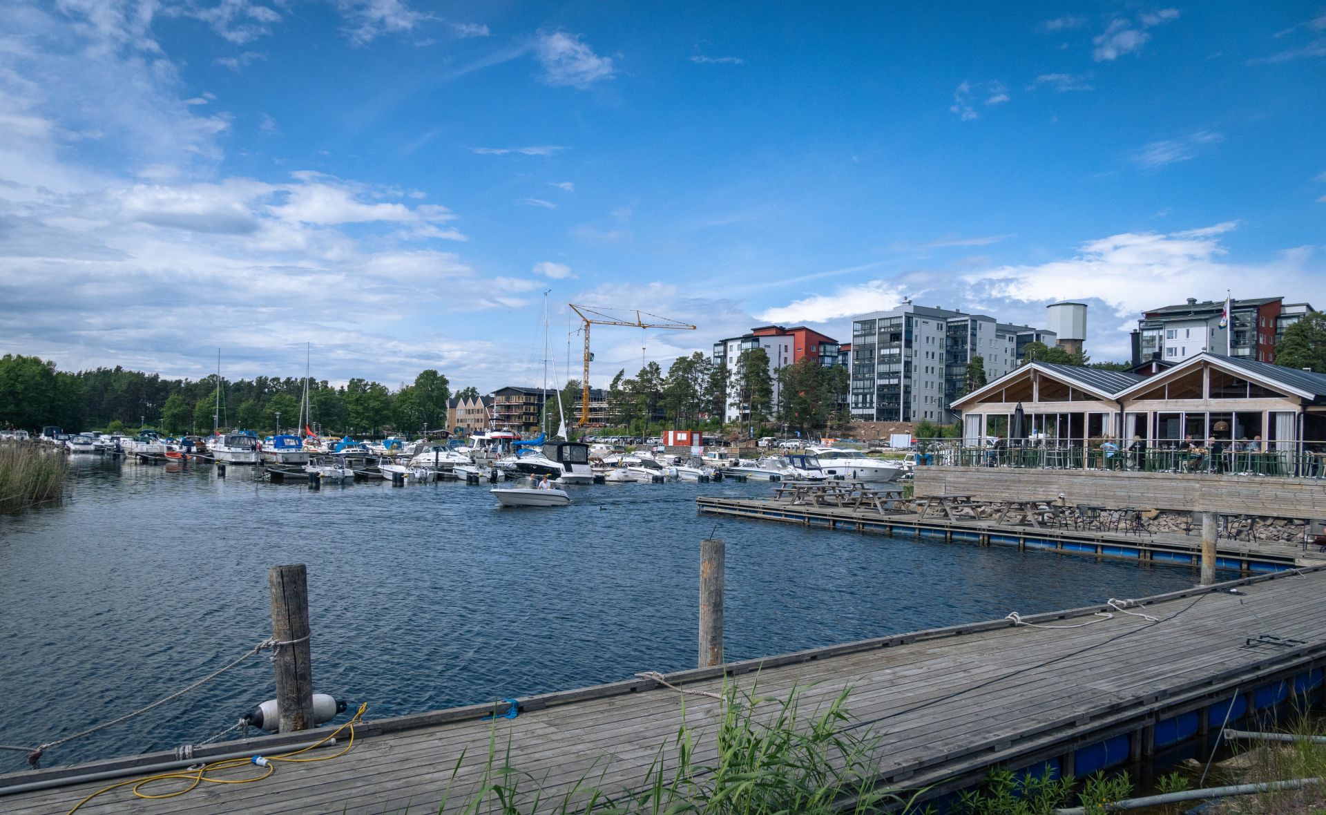 Hammarös Gästhamn och  Ställplatser