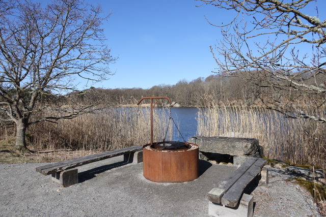 Eldstad, Eriksbergs stränder