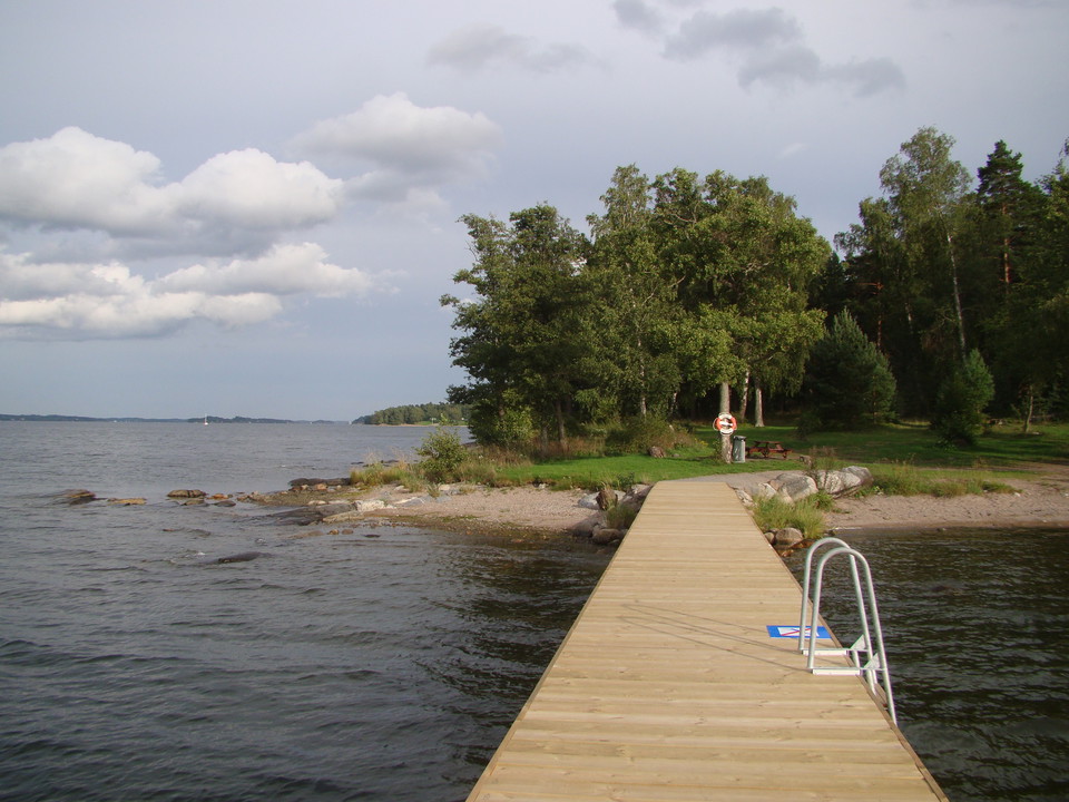 Brygga Södergarnsbadet. Foto Lidingö stad.