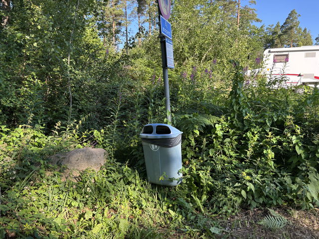Waste Bin, Blomstermåla Riding Club