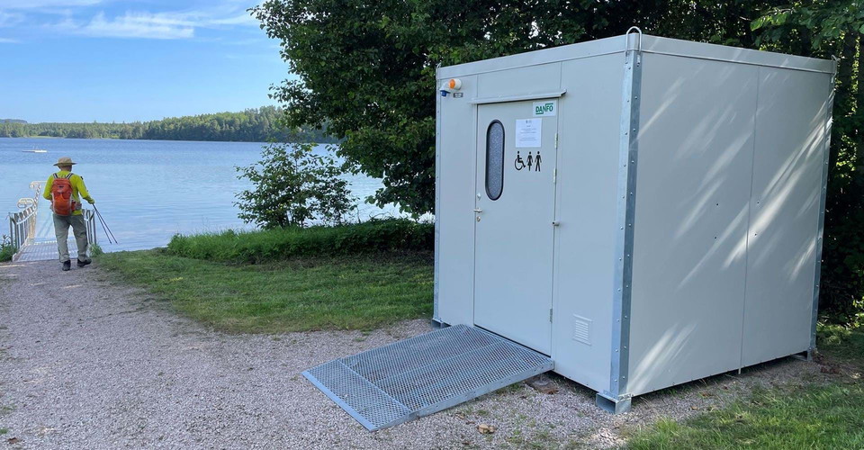 Badplats Norra Vi
Etapper: Norra Vi - Österbymo, Smedstorp - Norra Vi, Rundslingan Norra Vi runt
Ydre
