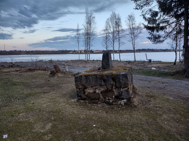 Riksröse 59. Sveriges östligaste punkt