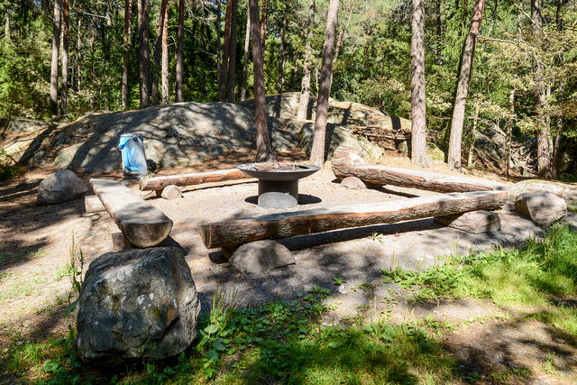 Grillplats nära Alkärret - Älvsjöskogens naturreservat