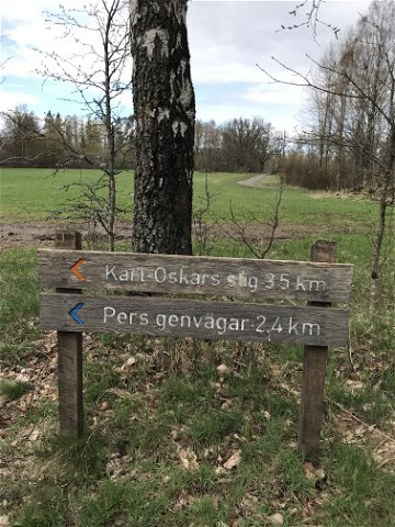 Karls-Oskars stig (Längd: 3 kilometer)