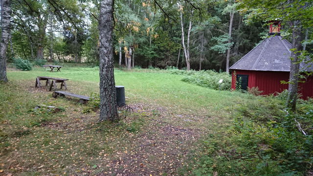 Rastplats, Karmdammen runt