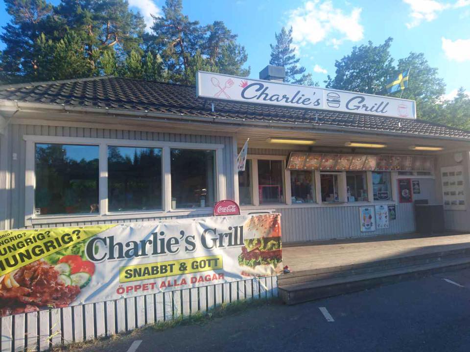 Charlies Grill