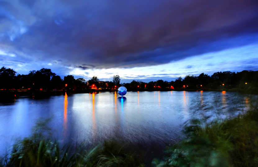 Spegelbollen; Inges Idee