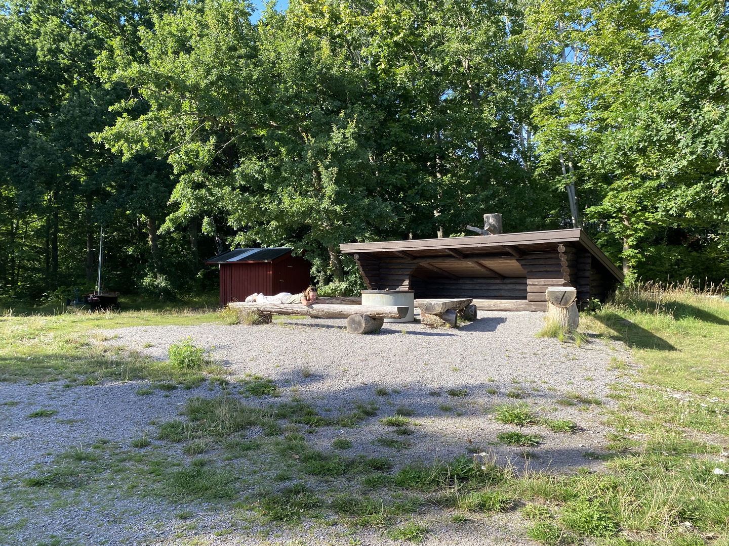 Nya Ekenäs - vindskydd, grill, toalett, badplats och bokningsbar bastu