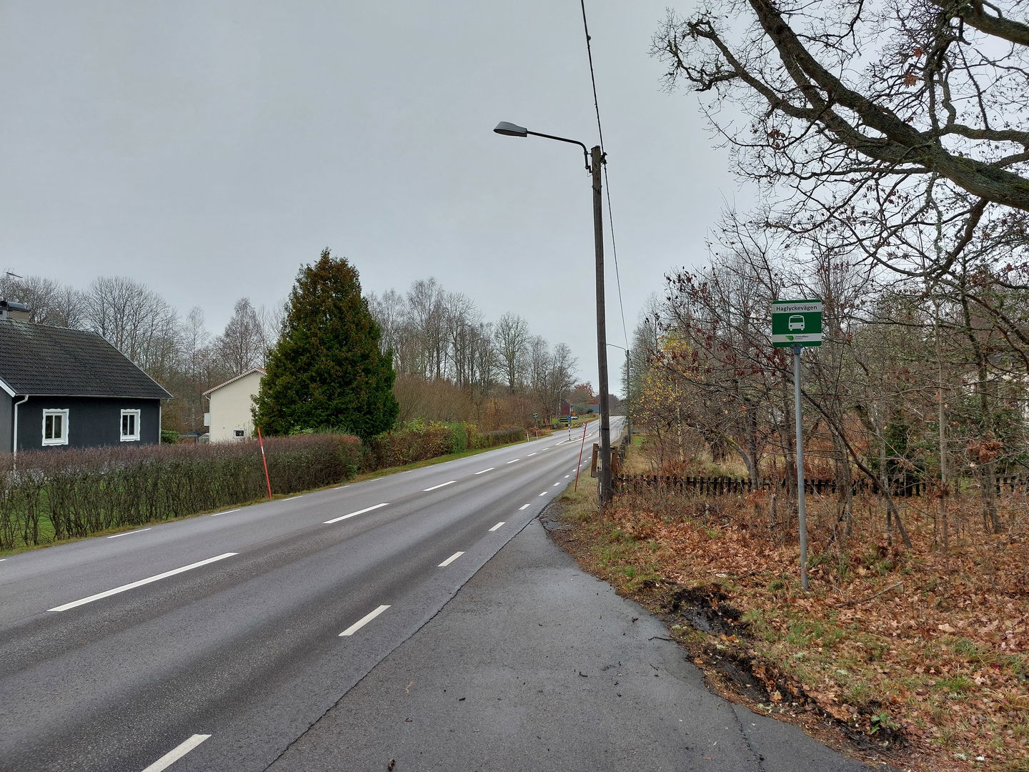 Linneryd - hållplats för regionbuss 215